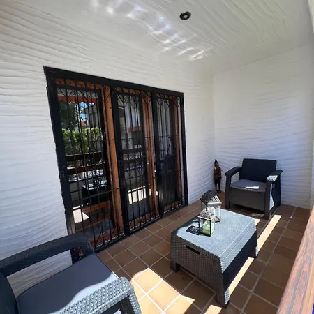 Holiday home 3 Hab. 6 Personas Urb. Costa Hispania